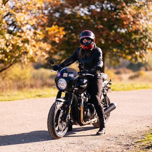 female bikers bikerkaz